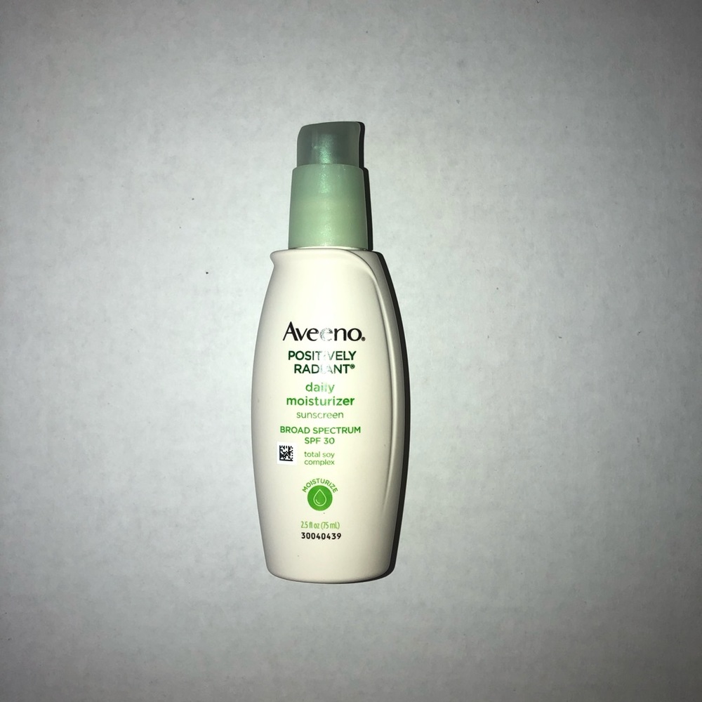 Aveeno Positively Radiant Daily Moisturizer